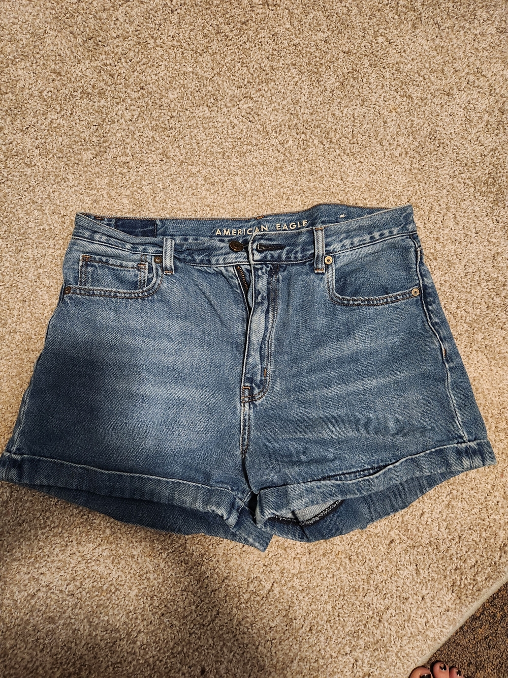 American Eagle Outfitters Medium Blue Denim Mom Short 8